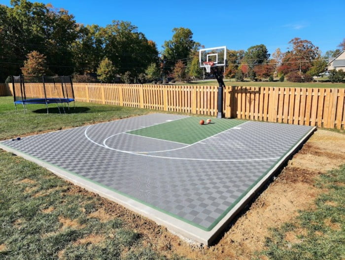 30×30 Basketball Half-Court Floor, Kit, Outdoor Indoor green and gray